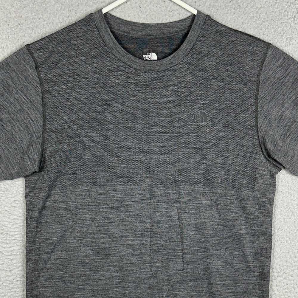 The North Face T-Shirt Mens Large Gray Short Sleeve Tee Gym Workout Exercise EUC